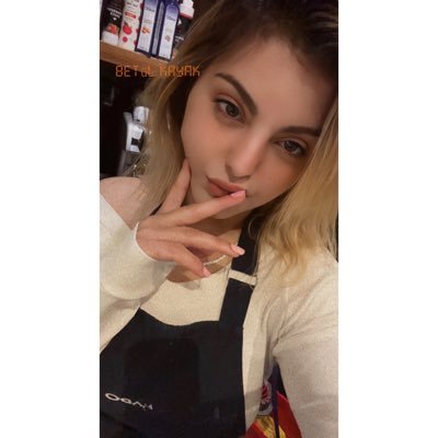 Deu 🍀
izmir ♡ Bursa
Gözgöz 💫
Dm atmayıniz kim olursaniz olun umrumda degildir.