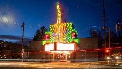 Independent theater bringing the best of modern cinema, art & classic films to Portland's film lovers. Enjoy microbrews, wine, pizza, salads, popcorn and candy.