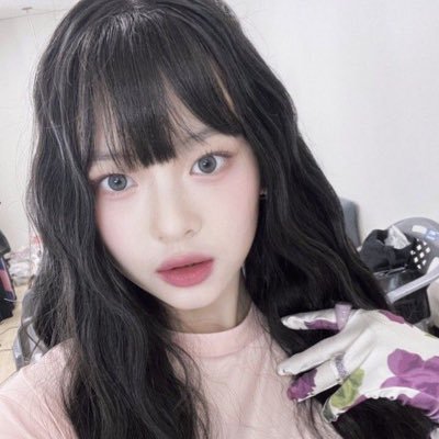 chlnqs's profile picture. 