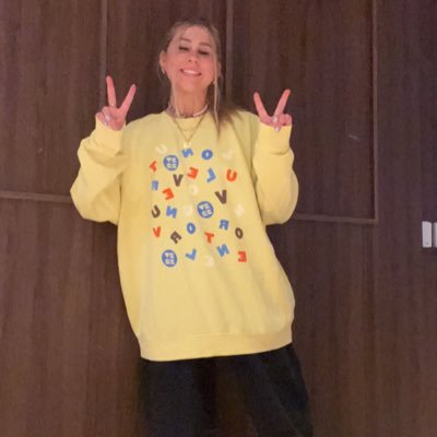Erika_Jens's profile picture. this is now a one direction fan account