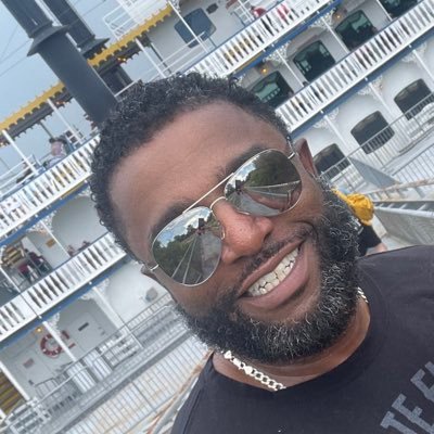 BryanWii20's profile picture. Enjoying every minute, everyday.