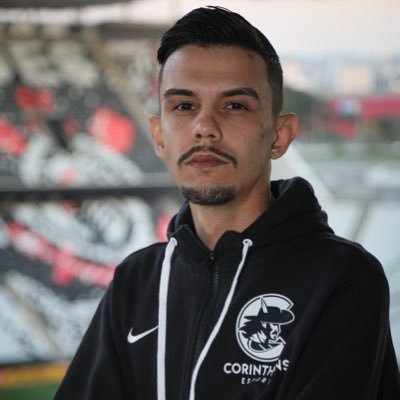 Campeão mundial e  bi campeão nacional de efootball. Profissional player do Corinthians 🎮