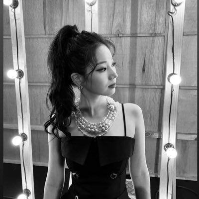 22 | taurus| INFJ | selling account | #skyeesell for feedback