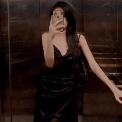 hoaithuong2x's profile picture. Sét kèo chịch Ib bé nhé 👉🏻 https://t.co/3JtUzbPVHX