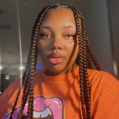Erykah__'s profile picture. 25🌻