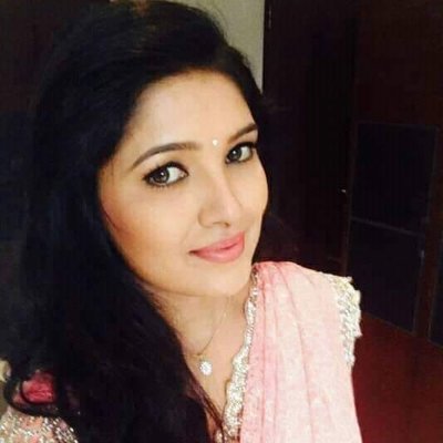 Vijay Anna 💙 MSD @NayantharaU Darling💚 Love My Family 👪 Love is God💘 Friends 👫No DM❌ Not Active person in Twitter😷
https://t.co/uSzBLyKrcV