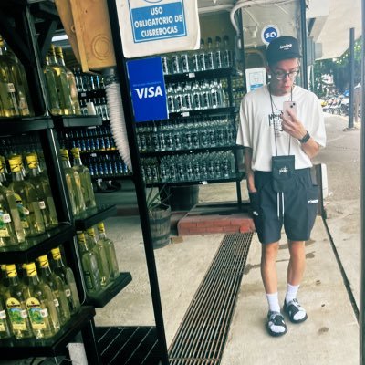 nickthaquik6's profile picture. 📸 : @nickthaquik6