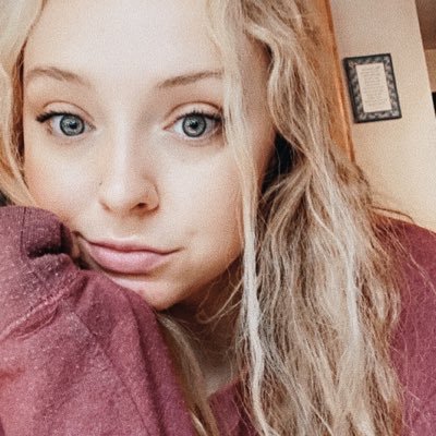 kendra_matland's profile picture. Sometimes, I tweet about something other than the @patriots. That “something other than the Patriots” is usually the Sox or Bruins • #PatsNation #GoPats