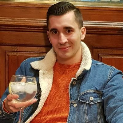 Enginyer d'Electronica de Telecomunicacions per l'ETSE-UV
Testejador de carregadors elèctrics en Power Electronics
Faller, truqer, Valencianista i taurí