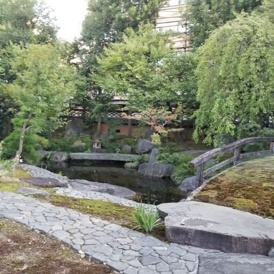 食を中心とした
完全健全アカウントです。
食とレジャー(観光)、温泉、宿、ホテルを中心に
フォローさせて頂きます。
無言フォロー失礼致します。
宜しくお願いします🙏