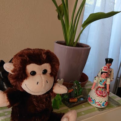 UtL6n9vkpZjTHga's profile picture. 絵本制作「ちょっと ちょっと」(こどもの館手づくり絵本コンクール最優秀賞)「くつをはきたかったおばけちゃん」(同 奨励賞)「おもしろ あいうえ わーるど」声楽ドイツリート。時々絵本紹介。小鳥大好き🐦️🦜神戸混声合唱団、神戸室内管弦楽団、会所幹也さんを応援しています📣整理収納アドバイザー。DM、ラインはしません。