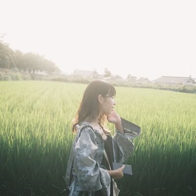 レタッチは目で見た景色に寄せるだけ
福岡/写真/動画
オールドレンズで写す暮らし
夫:景色( @_keshiki_ )