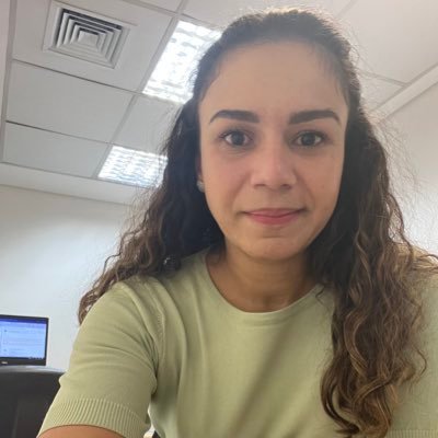 InfectoLina's profile picture. Infectologista, casada e tenho um filho maravilhoso.