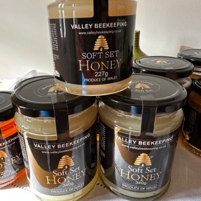 The twitter account for Valley Beekeeping, based in the South Wales valleys. Supplier of nature honey from my bees.