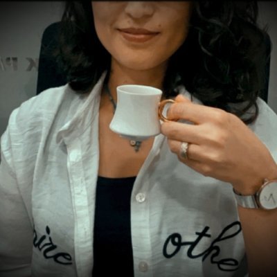 FeyzaNebiolu1's profile picture. 