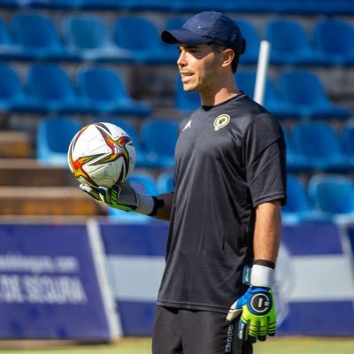 Graduado C.A.F.D/ UEFA PRO. Entrenador de Porteros @cfhercules. Responsable de creación de contenido @miporteria. Ex-E.P @UDAlzira, @Atzeneta_UE, @CD_Eldense.