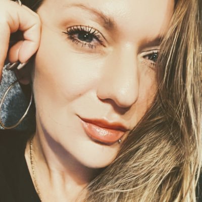 b54e8da8329a448's profile picture. 