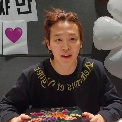 Jiminnhaa_P's profile picture. BTS 💜 เมนจีมิน โพพี่ปาร์คคค
ขายเบอร์เงิน #เจจี้แถ้ดพารวย
แจกกิจ #แถ้ดๆอยากแจก