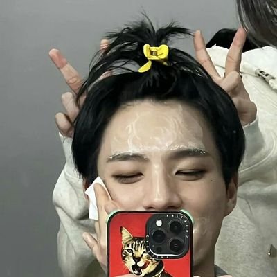 zhenyoung_11's profile picture. nct | exo