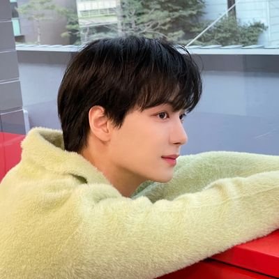 pledis_boy_s2's profile picture. 