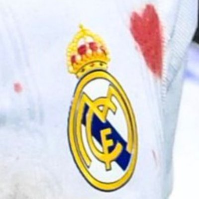 El Real Madrid es el único equipo que tiene ADN ,lo demás son cuentos.