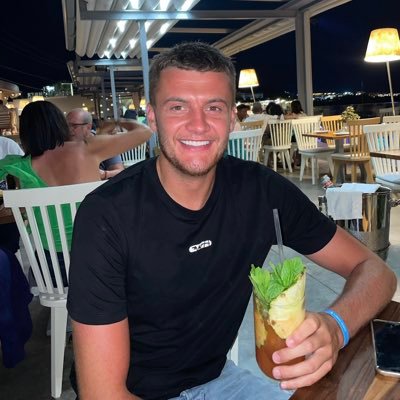 Mikehowarth554's profile picture. 