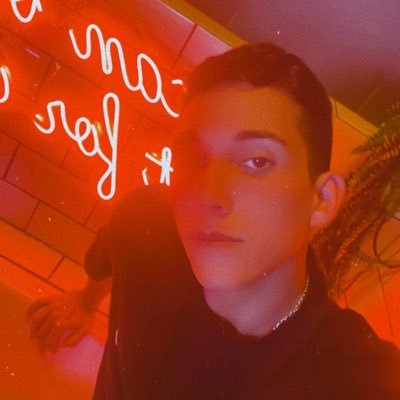 luscasm06's profile picture. poeira cósmica 🌕