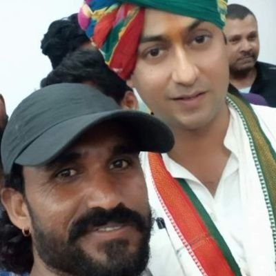 VeryTrek's profile picture. 