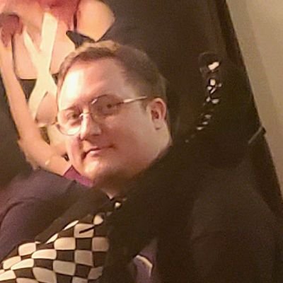 A streamer, wannabe game dev, drawist, opera man, and Japanese speaker. (He/Him) || Business email: lunchboxofsecrets@gmail.com