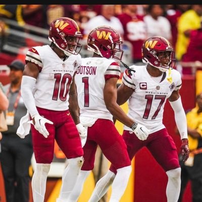 Commiescenteral's profile picture. 