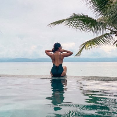 maureenjulia's profile picture. a work in progress 💓