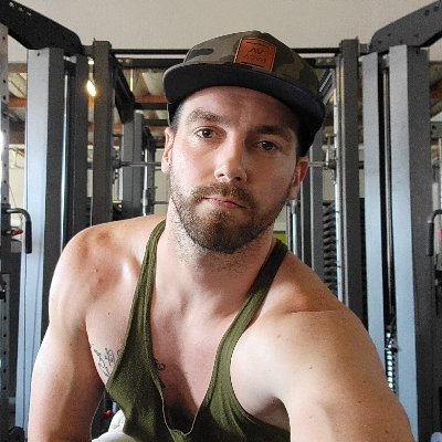 idoladel's profile picture. I tweet about minor inconveniences and tv shows mostly drag race