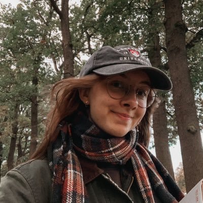 your irregular ghost on the moors storyteller🕯🕰🍂🕯 writer ✧ ἓν τὸ πᾶν ✧ excelsior ✧ fencer 🤺 ✧ she/her