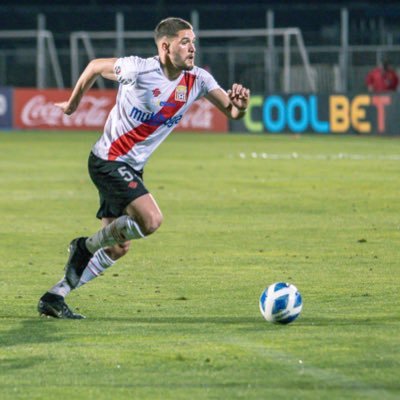 Futbolista profesional uruguayo actualmente en Club Deportes Iquique 🇨🇱. Ex: Atlético de Rafaela 🇦🇷 ,Boston River 🇺🇾 y Curico Unido 🇨🇱