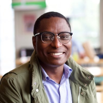 theoyakah's profile picture. 