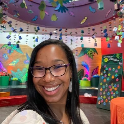 Mom, Wife, Educator, Director. @PBSteachers. @HowardU grad. Passionate about equity, innovation, art & joy integration and all kids finding their gifts!