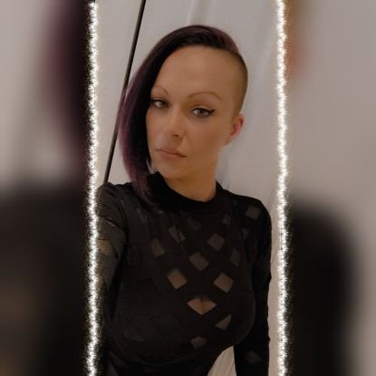 Just a simple Jersey girl w/ the BEST 21 yr old you could ever wish for! #BlessedBeThyFruit
#WereNotGoingBack #AlwaysWithHer #LGBTQlivesMatter #MyBodyMyChoice