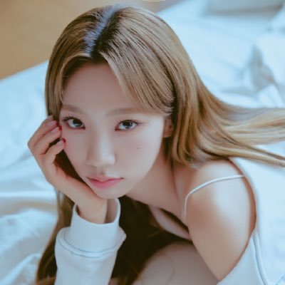 yormworld's profile picture. backup account for @yormwrld