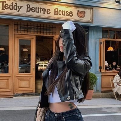 edenhotmom's profile picture. desce, sobe, empina e rebola. Toda delícia, toda gostosa