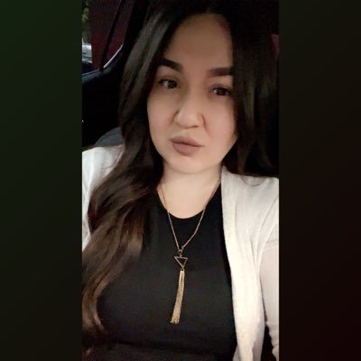 lyssaluuu's profile picture. Boo, I see you lookin… 👻 lyssa_lu88