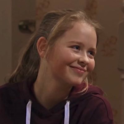 Emily48633350's profile picture. 