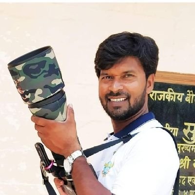 Photo journalist @amarujalanews
alumni @ddugu_official