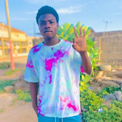 iamhizzy746's profile picture. proudly celestial🤍🌈🕊️...
 
A Footballer ⚽