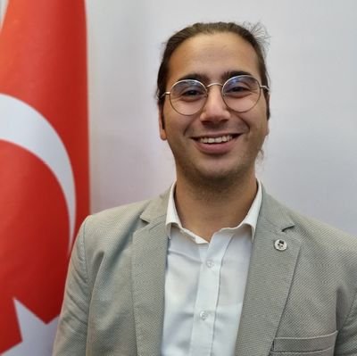 Türkiye Gençlik Birliği İstanbul İl Başkanı, Tarihçi