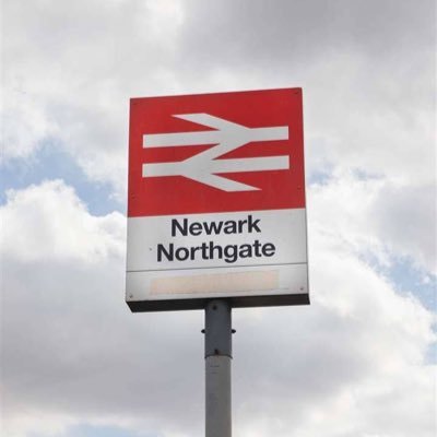 Hello! 👋 Run by Volunteers. We will give you updates from Newark Northgate & Newark Castle. ToCs Covered: @EastMidRailway & @LNER. Trains Live: @NewarkStnsLive