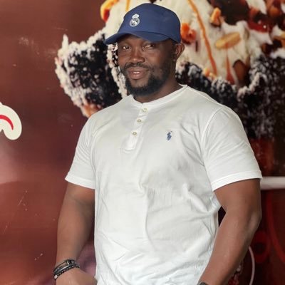 OyelowoOlaleka4's profile picture. 