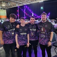 Aaron (@aiiaiiron) 's Twitter Profile