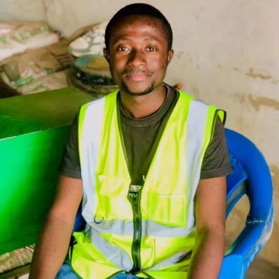 Ingénieur de mine, prêcheur de l'évangile , étudiant à l'université de Lubumbashi