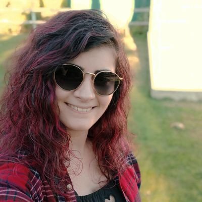 Meumuffin22's profile picture. No pienso, luego escribo en Twitter.