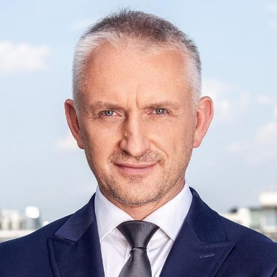 Ekspert rynku nieruchomości, pośrednik, doradca; właściciel biura Drogomirecki Nieruchomości. Od 25 lat w branży.